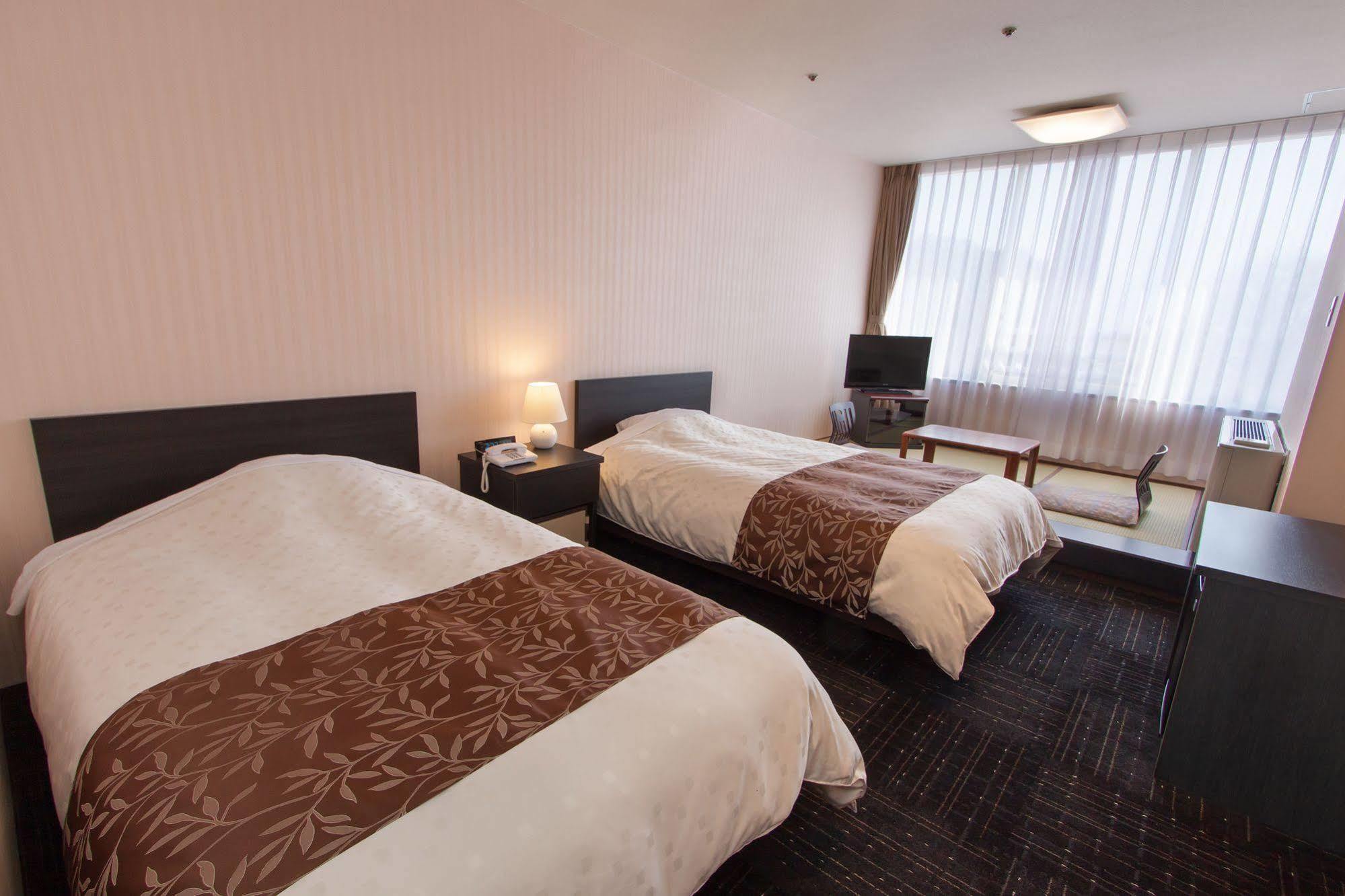 Dogo Hotel Mielparque Matsuyama Matsuyama  Esterno foto